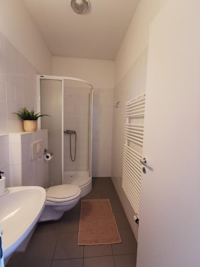 Auberge de jeunesse Hid Ifjusagi Szallo à Dunaújváros Extérieur photo