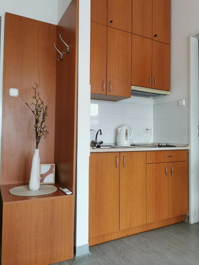 Auberge de jeunesse Hid Ifjusagi Szallo à Dunaújváros Extérieur photo