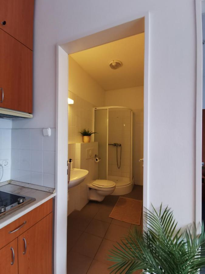 Auberge de jeunesse Hid Ifjusagi Szallo à Dunaújváros Extérieur photo